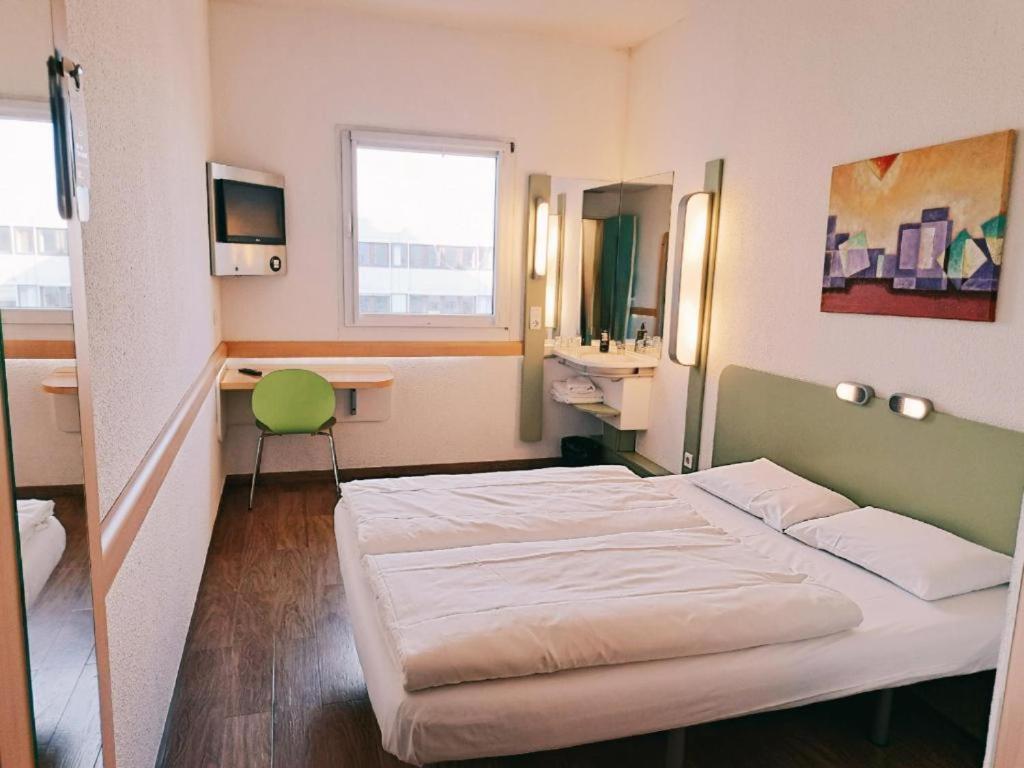 Ibis Budget Berlin Ost Exteriör bild