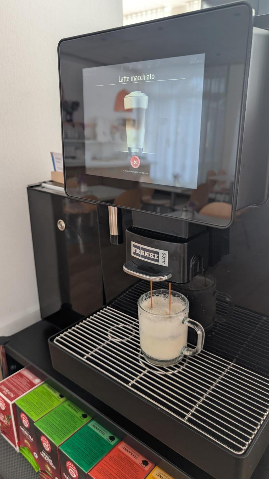 Ibis Budget Berlin Ost Exteriör bild